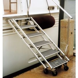 084854 Zelfrichtende aluminium loopplank/trap. Lengte 88 cm.